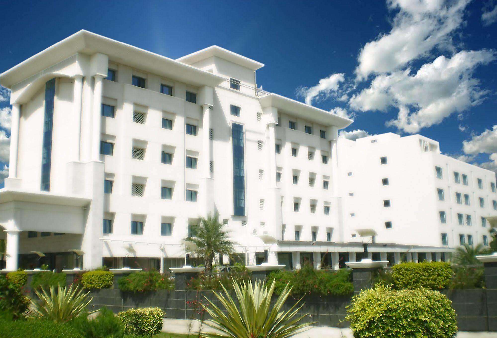 Fortune Hosur - Member Itc Hotels' Group Εξωτερικό φωτογραφία